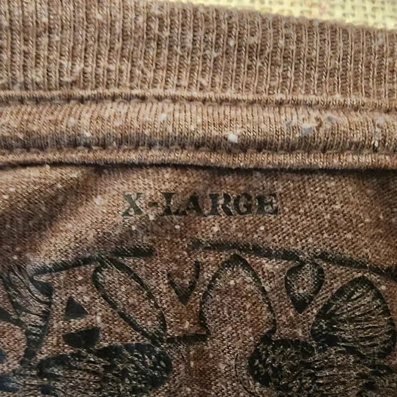 Mr Owl - How many Licks ? Distressed, Vintage style T-Shirt - Picture 5 of 5